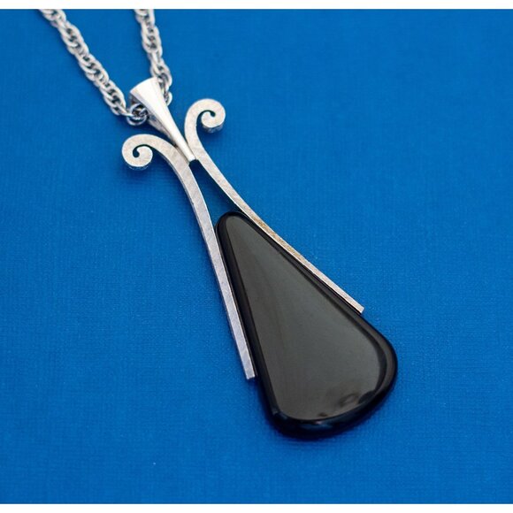 24 Inch Gothic Statement Necklace by Avon - D23 - Picture 1 of 4